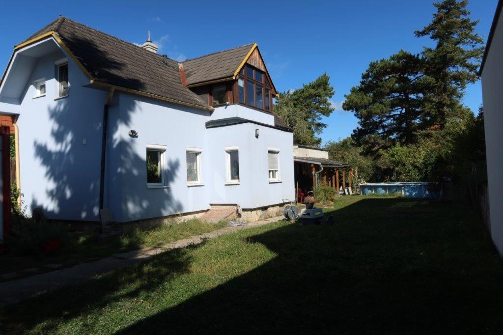 1230 Wien – R O D A U N Familienhaus mit zusätzlichen kleinen Bungalow