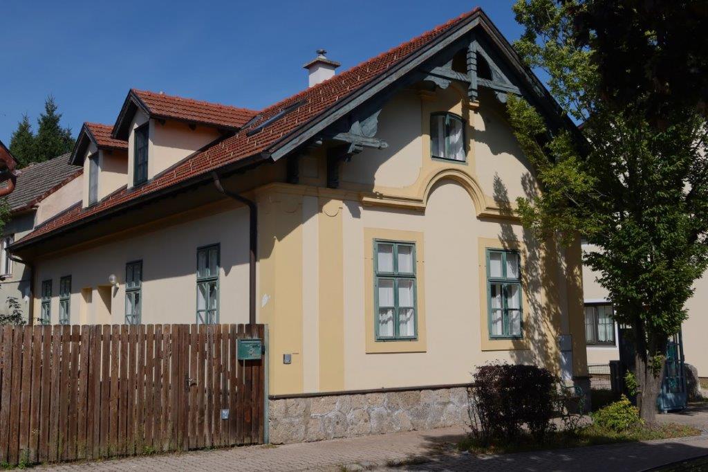 BAD VÖSLAU - Gainfarn Revitalisiertes LANDHAUS